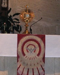 eucharist5.JPG